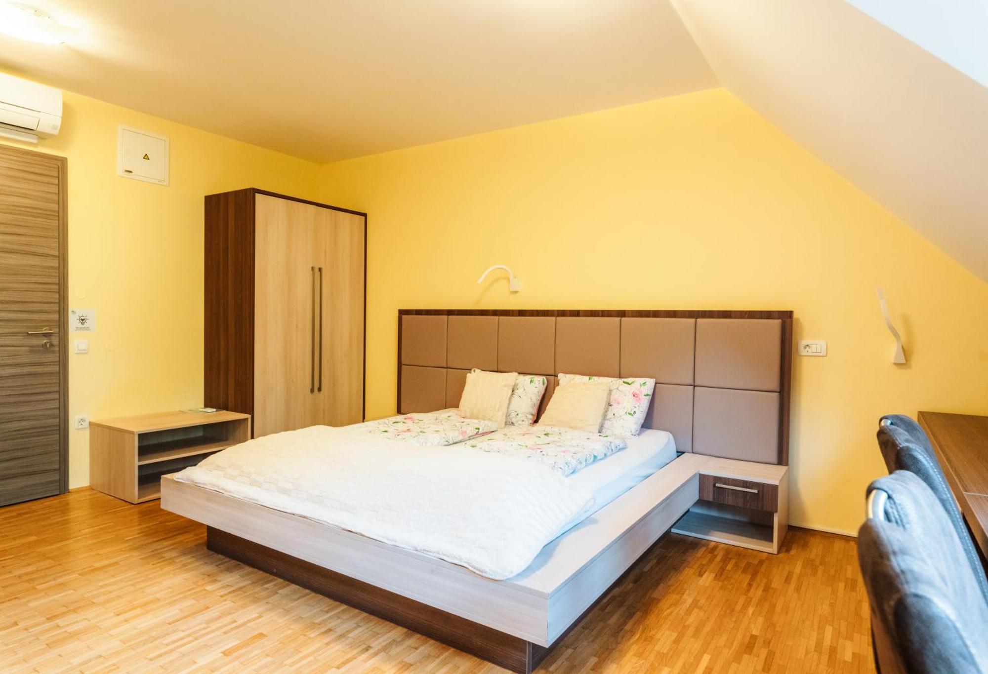 Dvorec Trebnik - Sobe Slovenske Konjice Exterior photo