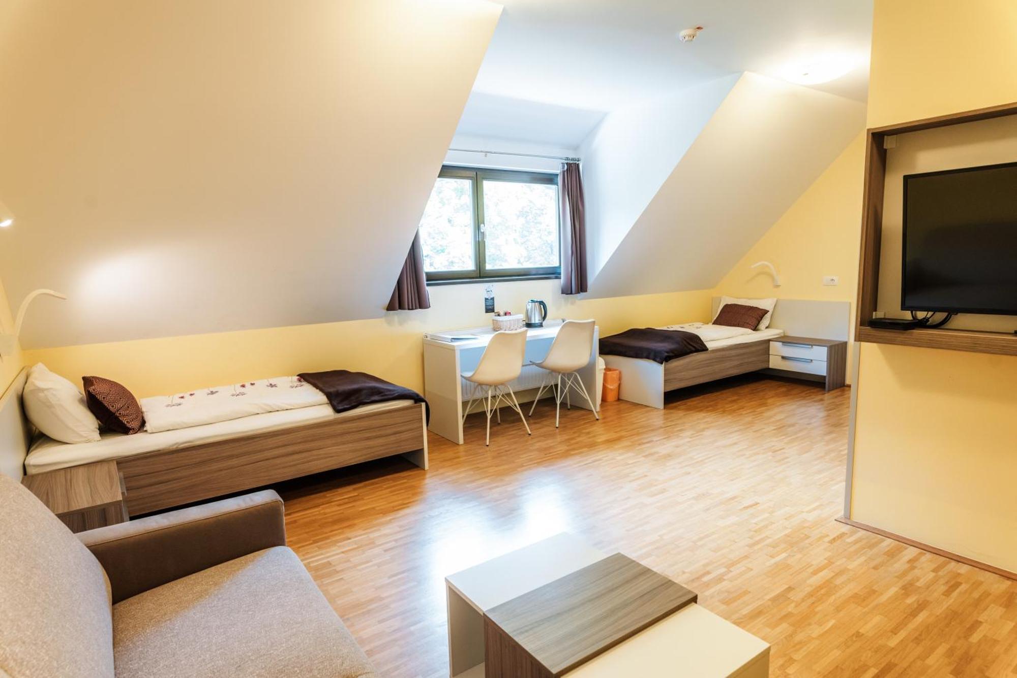 Dvorec Trebnik - Sobe Slovenske Konjice Exterior photo